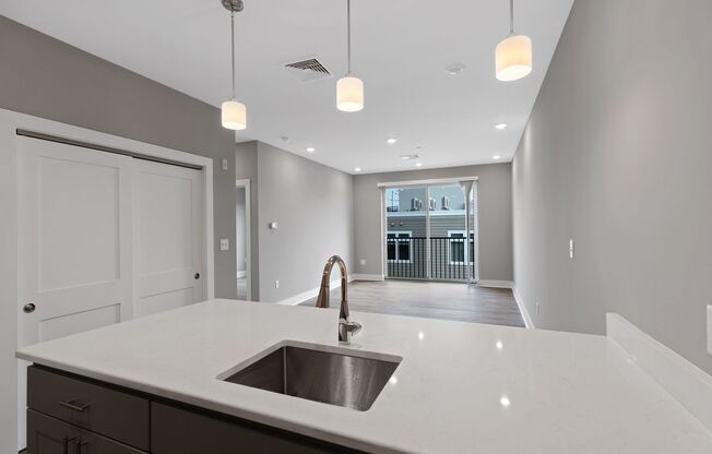 1 bed, 1 bath, 750 sqft, $1,600, Unit 201