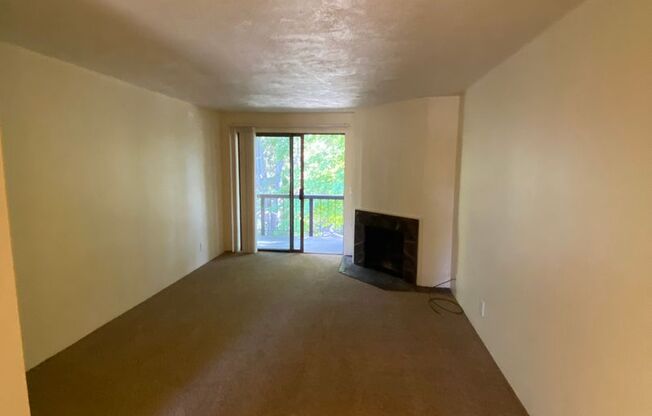 2 beds, 1.5 baths, 940 sqft, $1,607, Unit 0149