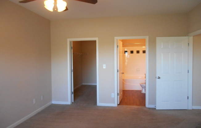 2 beds, 2 baths, 1,448 sqft, $1,639, Unit 0502