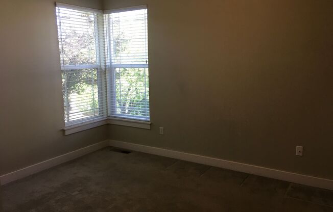 2 beds, 1 bath, 778 sqft, $1,750, Unit ra1026#1