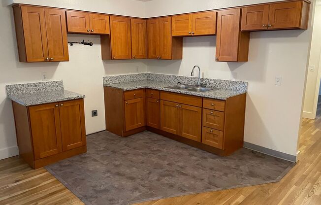 1 bed, 1 bath, $1,495, Unit 2125