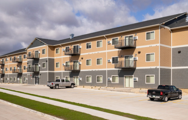 Hillcrest Village Apartments & Townhomes