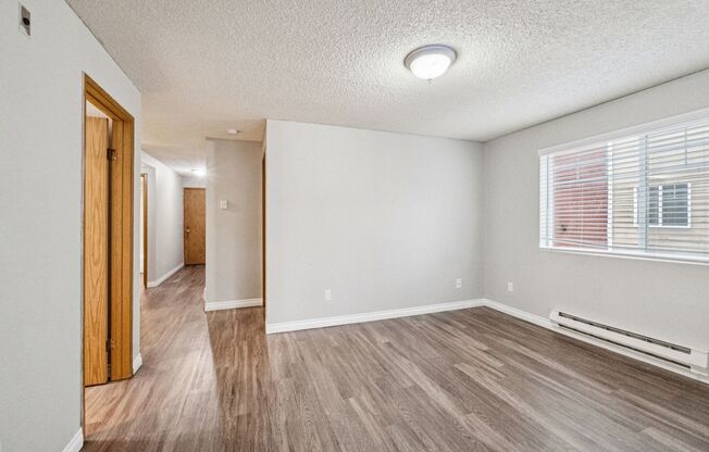 3 beds, 2 baths, 643 sqft, $2,000, Unit C202