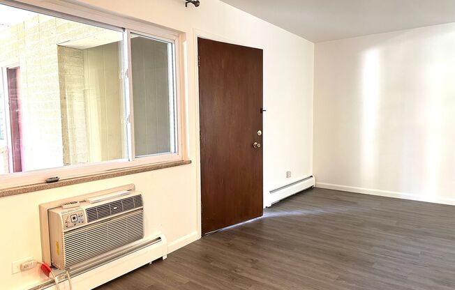 Spacious 1 Bed/1bath close to CU with Reserved Parking