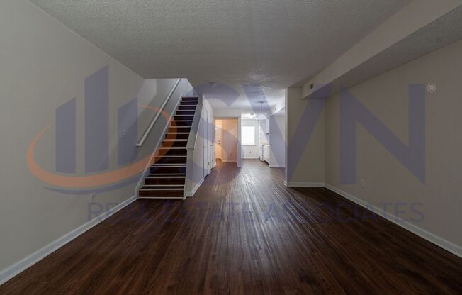 221 Schultz Street – 2BR/2.5BA Townhome in Chapel Hill – Water Included!