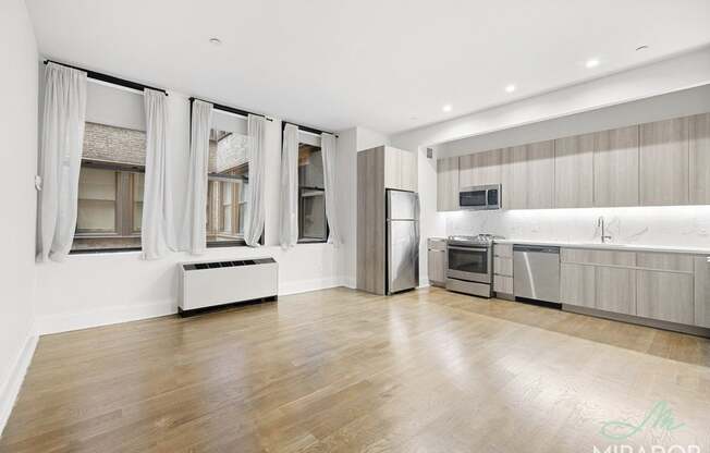 Studio, 1 bath, 439 sqft, $3,900, Unit 14G