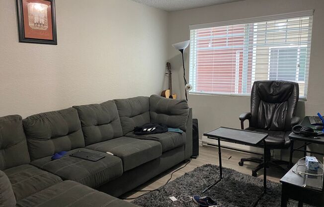 3 beds, 2 baths, 643 sqft, $2,450, Unit A103