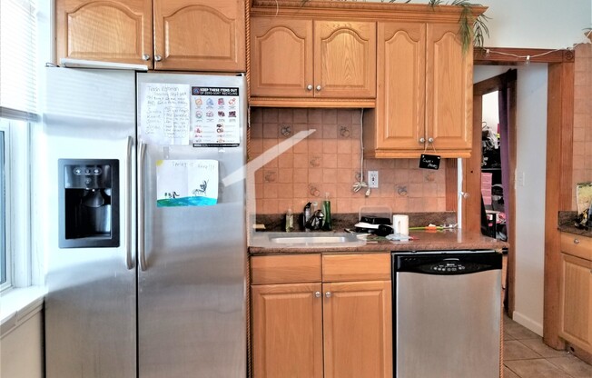 6 LITCHFIELD RD