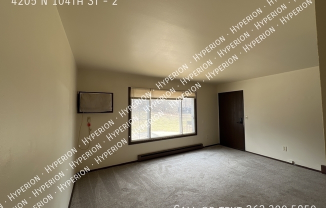4205 N 104 ST