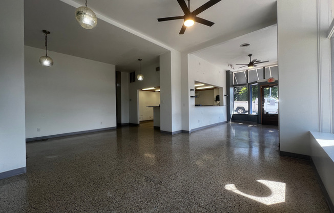 Lindell Park Apartments