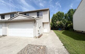 Spacious 3 bed 2.5 Bath Townhome in Cascade Park! All Appliances Included! Ceiling Fans in Every Room! Great Location!