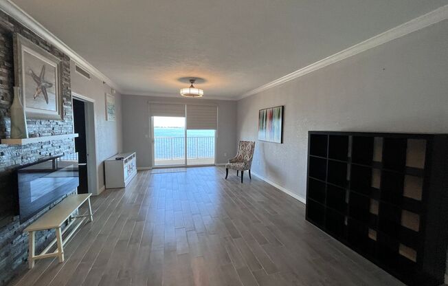 Beautiful waterfront condo in the gated community of Hibiscus by the Bay.