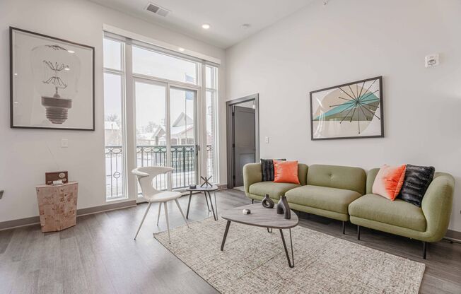 1 bed, 1 bath, 725 sqft, $1,610, Unit A111