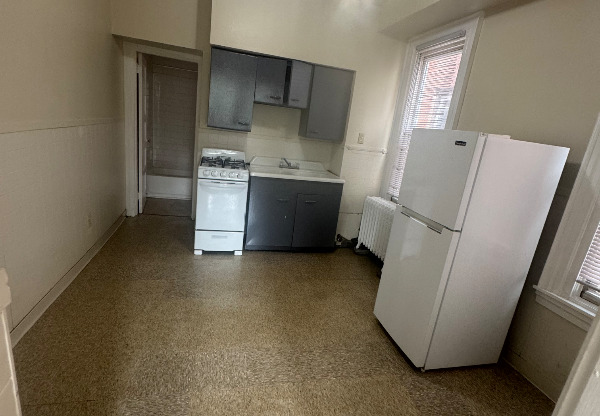 5123 Pine Street 2FF