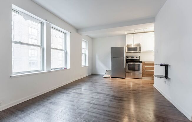 1 bed, 1 bath, $1,695, Unit 3C