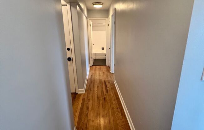 1 bed, 1 bath, 609 sqft, $1,450, Unit 422