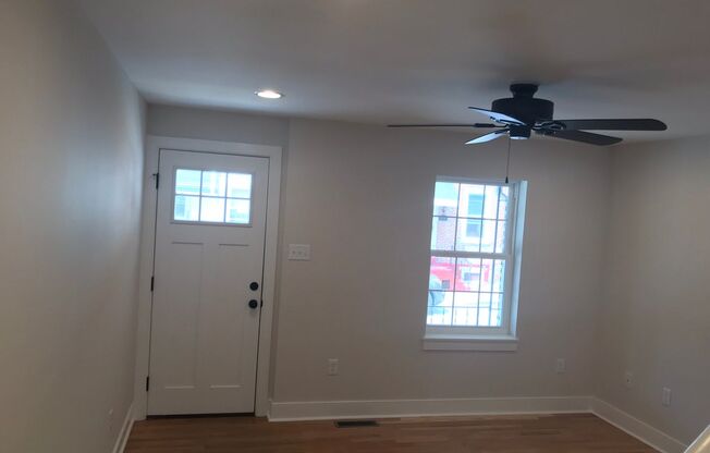 2 beds, 1.5 baths, $2,800