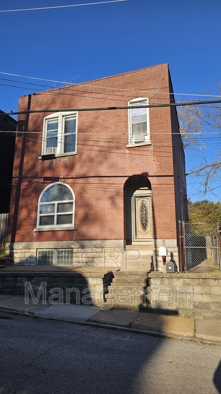 301 FILLMORE ST