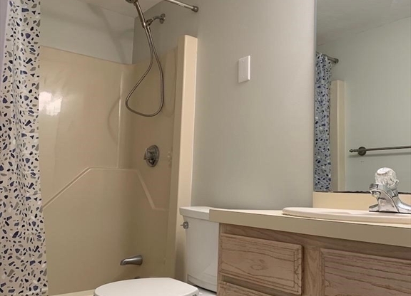 2 beds, 2 baths, 826 sqft, $2,700, Unit D309