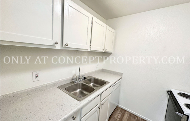 2 beds, 1 bath, 580 sqft, $1,249, Unit B3