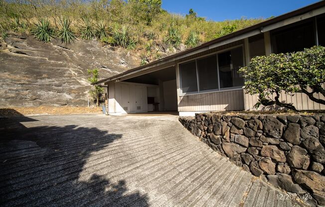 $5,500 / 4br - 4 BED 2.5 BATH HOME IN MANOA