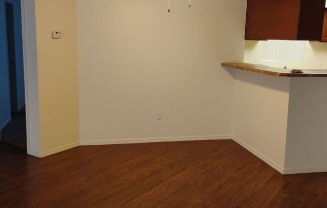 2 beds, 2 baths, 984 sqft, $1,650, Unit 140