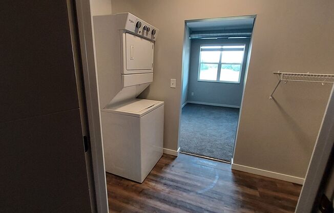 1 bed, 1 bath, 691 sqft, $1,425, Unit 104
