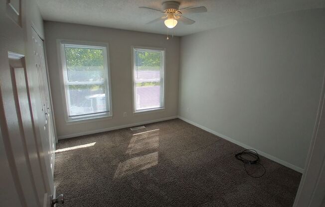 Unfurnished 2 Bedroom, 1.5 Bath Town Home in Socastee! New Paint!