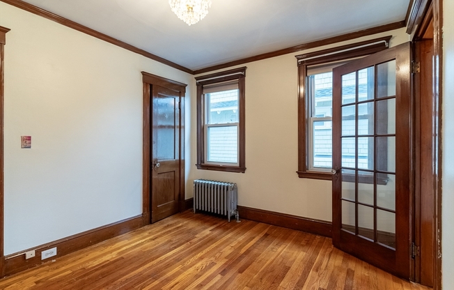 3 beds, 1 bath, 1,182 sqft, $2,800, Unit 1