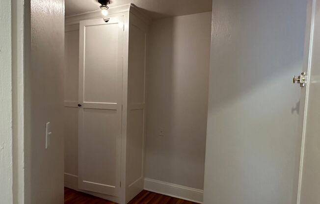 Studio, 1 bath, 265 sqft, $1,215, Unit 104