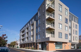 2 beds, 2 baths, 1,064 sqft, $3,450, Unit 2-10