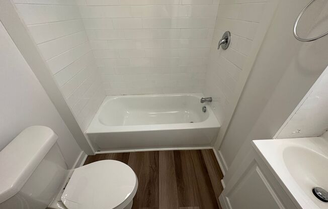 Studio, 1 bath, 440 sqft, $1,449, Unit 5336 Fifth Ave. #02