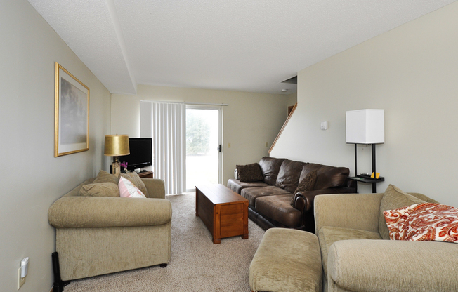 3 beds, 2 baths, 1,200 sqft, $2,195, Unit 14204A