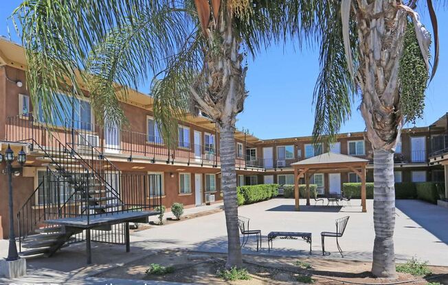 2560 Midge Ave.