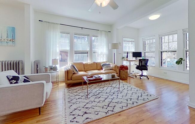 Large Raised First Floor East Lakeview One Bedroom