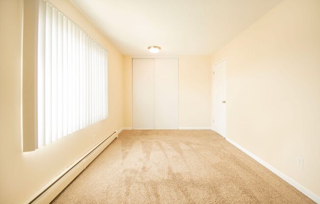 2 beds, 1 bath, 756 sqft, $1,325, Unit 824-203