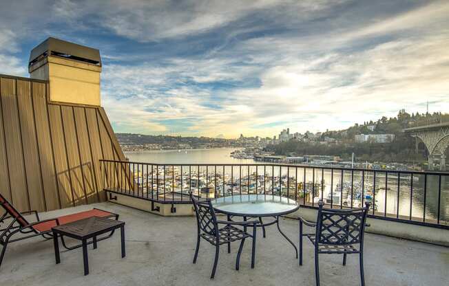 Welcome to St. James Tower Apartment Homes