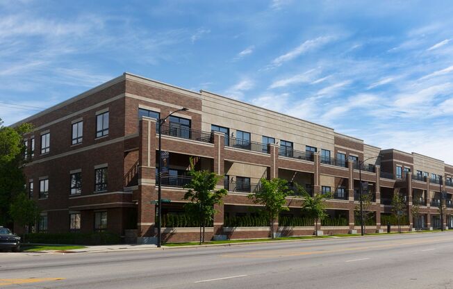 1610 N NORMANDY AVE