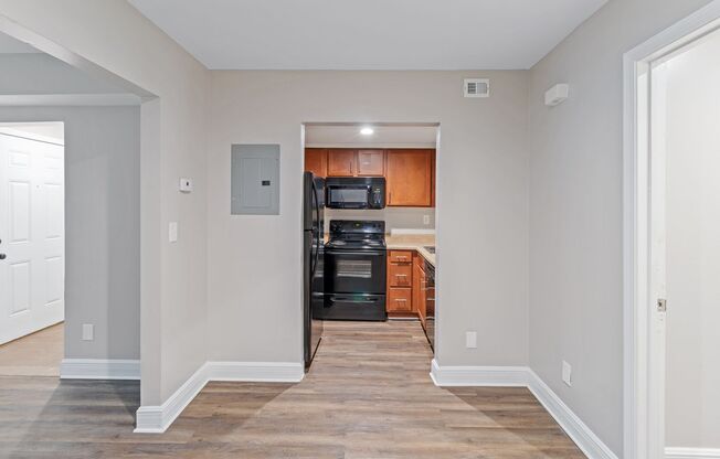 1 bed, 1 bath, 540 sqft, $1,000, Unit 207