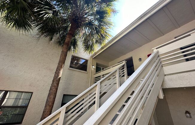 445 Netherwood Crescent
