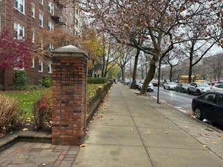 1 bed, 1 bath, 980 sqft, $2,600, Unit 2D