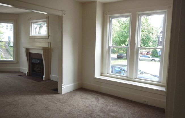 Bright  Second Floor Flat Around Corner From Thornden Park Available June 1, 2025