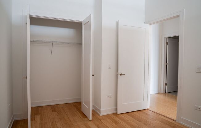 2 beds, 2 baths, 1,000 sqft, $2,250, Unit 4730-304