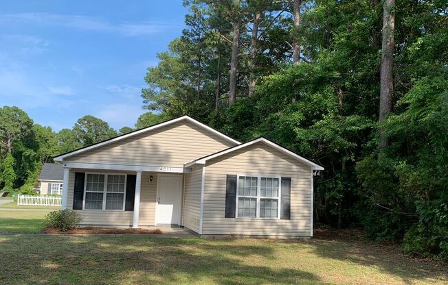 Three Bedroom, Two Bath House on Masonboro Loop