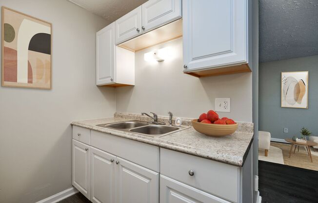 2 beds, 1 bath, 785 sqft, $1,047, Unit CW 110-03