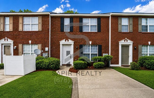 5791 STRATHMOOR MNR CIR