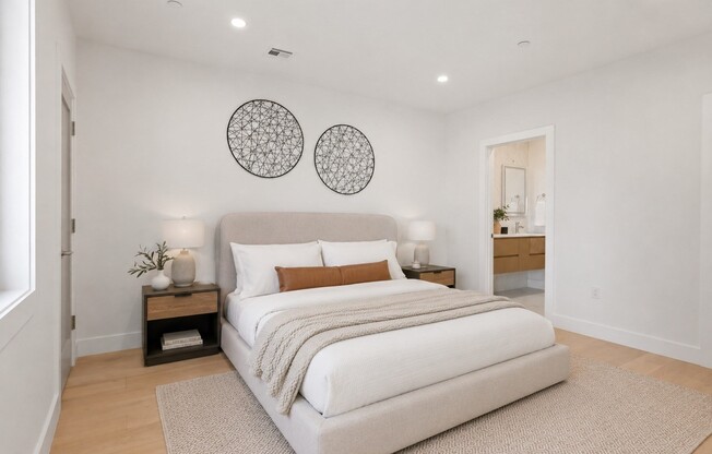3 beds, 3.5 baths, 2,829 sqft, $7,500, Unit 3