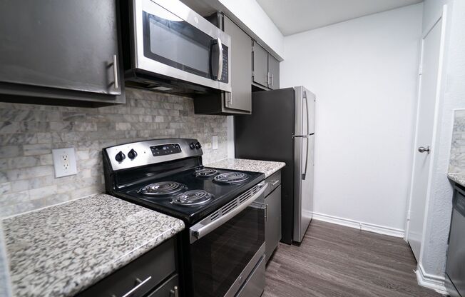 1 bed, 1 bath, 501 sqft, $749, Unit 102
