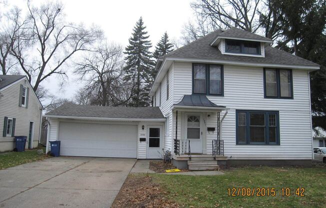 1441-1443 Plymouth Ave. SE