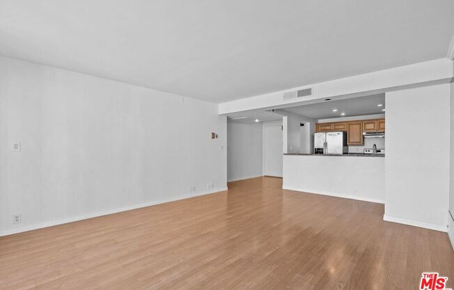 2 beds, 2 baths, 1,071 sqft, $4,100, Unit 801